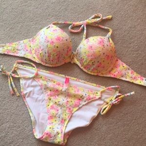 Last chance VICTORIA SECRET SWIM SET